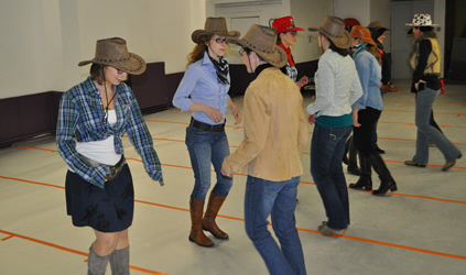 https://madyna.be/storage/activity_photos/66b682aec9262/line dance.jfif